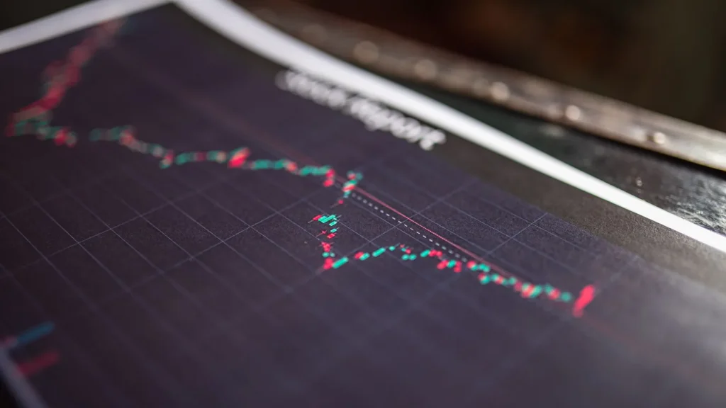 Informe bursátil con gráfico de evolución de mercado
