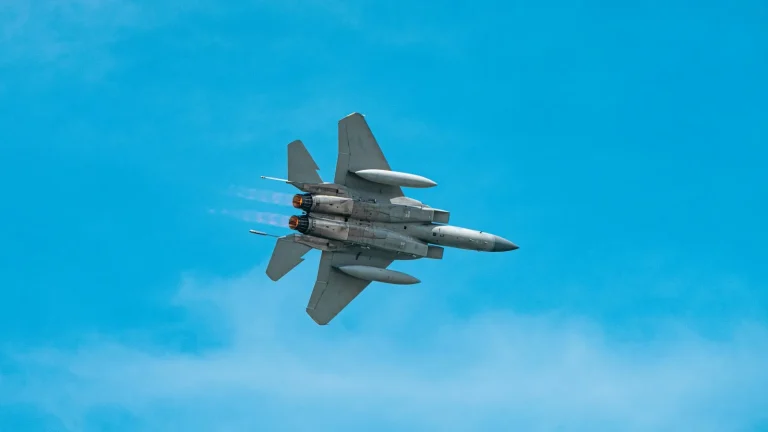 Dassault prueba inteligencia artificial en vuelo sobre el Rafale y prepara una nueva capa de software para el combate aéreo