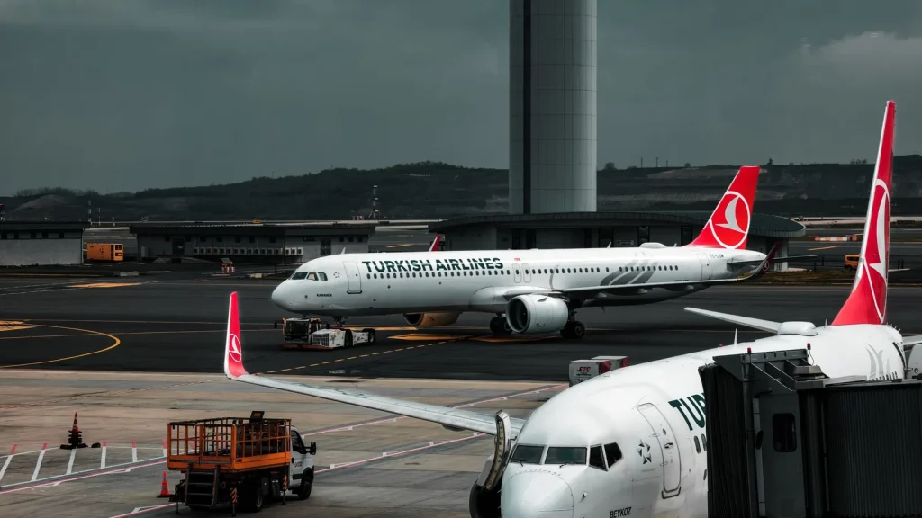 Estados Unidos acelera la renovación del control aéreo tras un fallo que alteró cerca de 9.500 vuelos