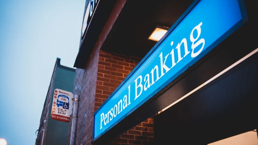 UBS y Suiza chocan por una nueva regla de capital que puede redefinir la rentabilidad del mayor banco del país